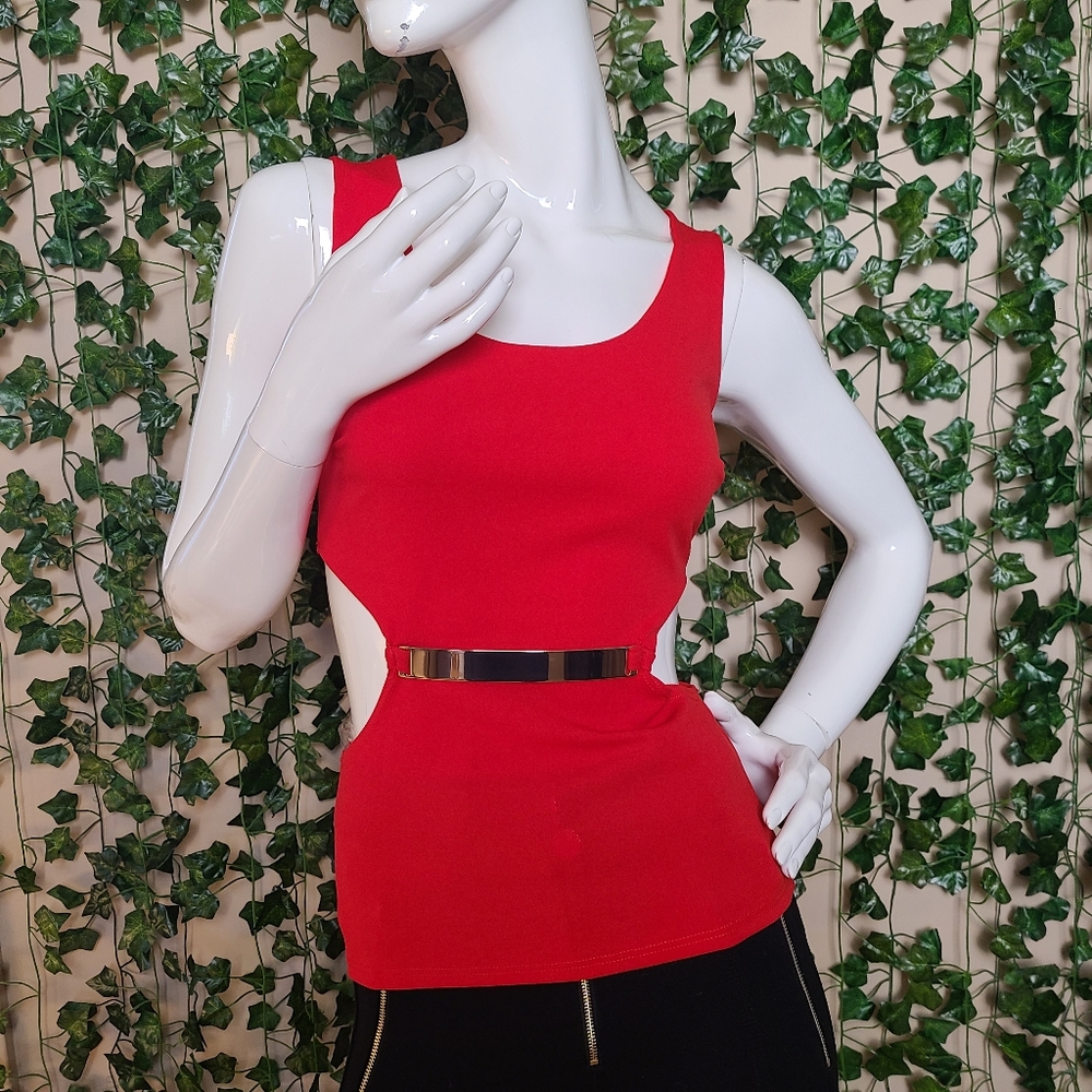 Jacaranda Women's Sexy Red Cut Out Metal Front Band Top
